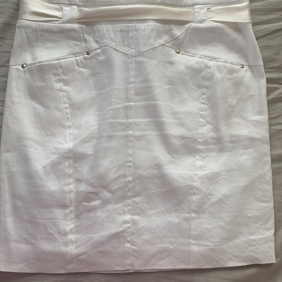 Bebe Adorable White Halter Mini Length Summer Dress Size 6 - Picture 8 of 13